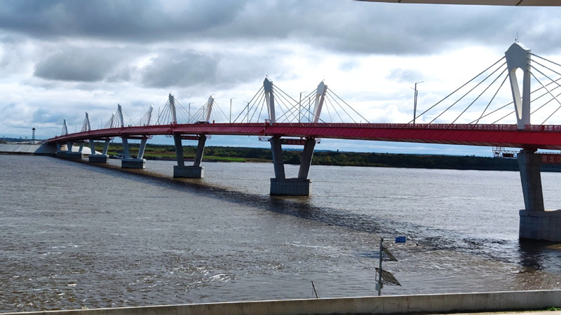 Primeira ponte rodoviária China-Rússia está pronta para tráfego