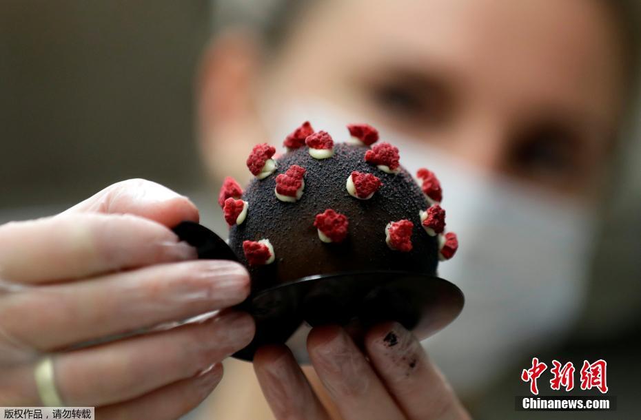 Cafeteria lan?a bolo com design de vírus como epidemia se espalha na República Tcheca