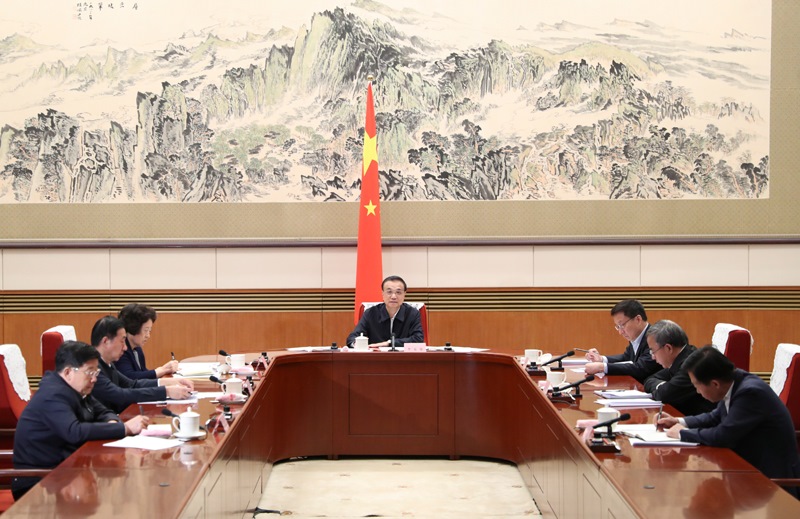 Premiê chinês enfatiza recupera??o econ?mica estável e cumprimento das metas de 2020