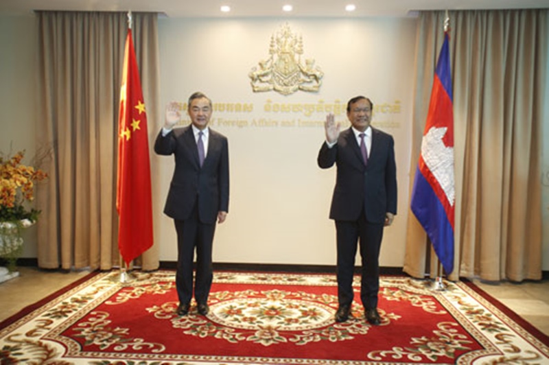 China e Camboja prometem aprofundar a coopera??o em todas as áreas
