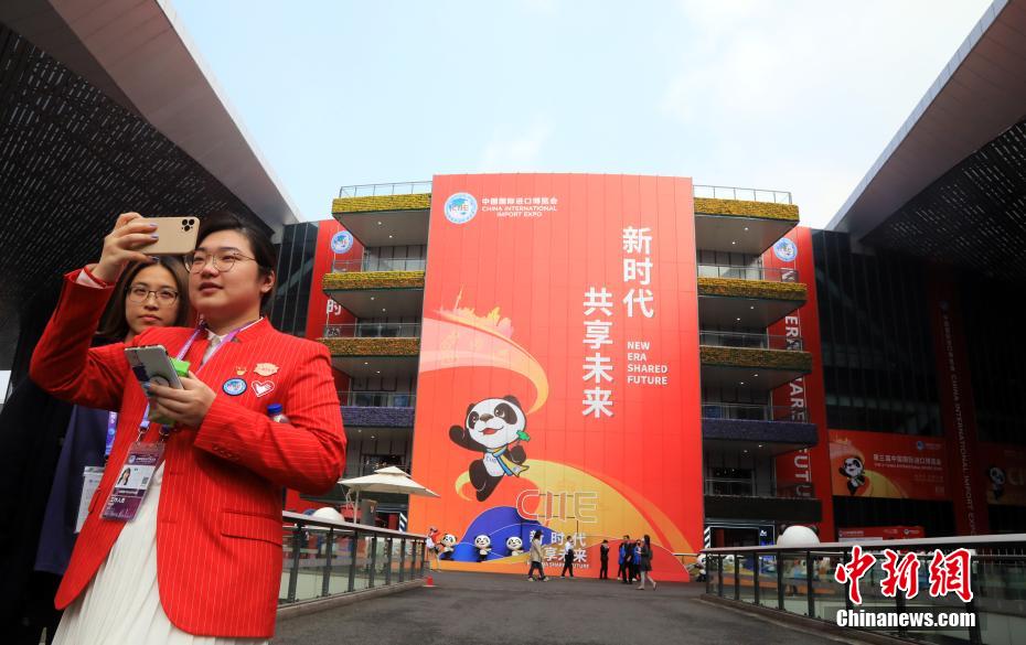 Preparativos para 3a Feira Internacional de Importa??o da China ficam prontos