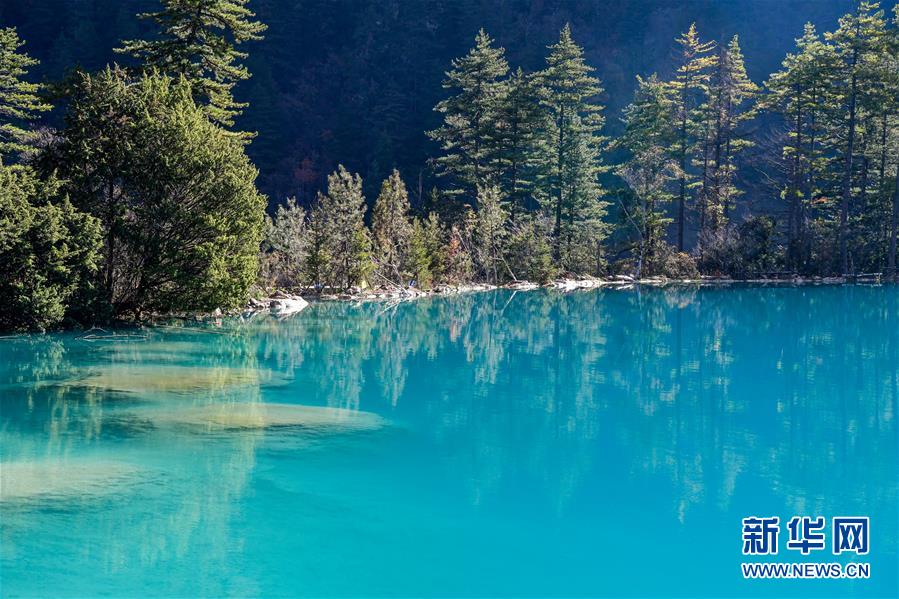 Reconstru??o pós-desastre de Jiuzhaigou praticamente concluída