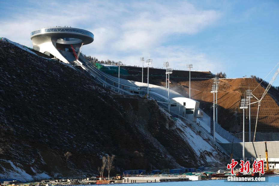 Galeria: constru??o do Centro Nacional de Esqui acelera para Jogos Olímpicos do Inverno