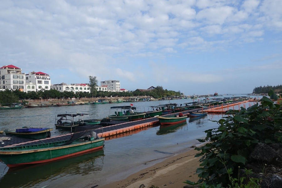 Hainan: constru??o de belas vilas em Qionghai