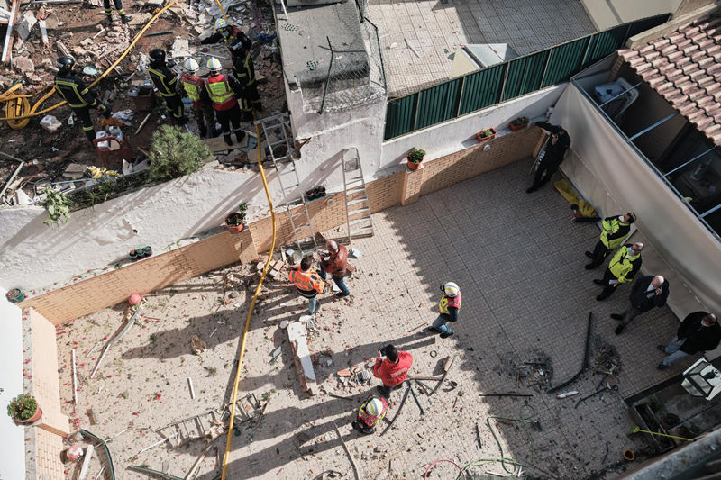 Explos?o e desabamento de edifício deixa um desaparecido e cinco feridos em Lisboa