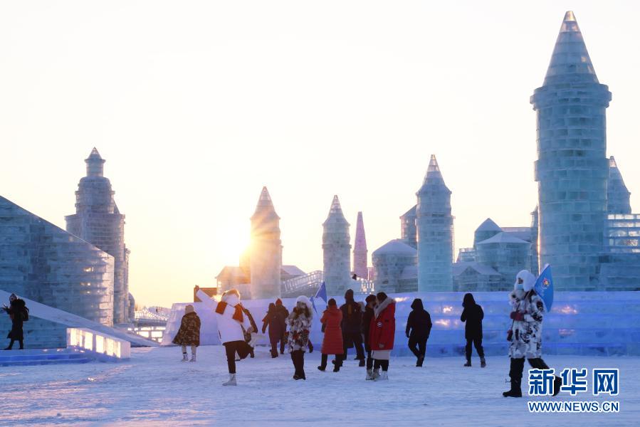 Galeria: Mundo de Gelo e Neve em Harbin abre para visita??o