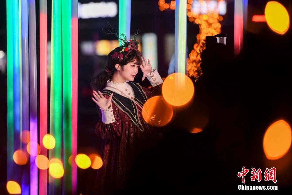 Galeria: fogos de artifício de Hunan d?o boas-vindas ao Ano Novo