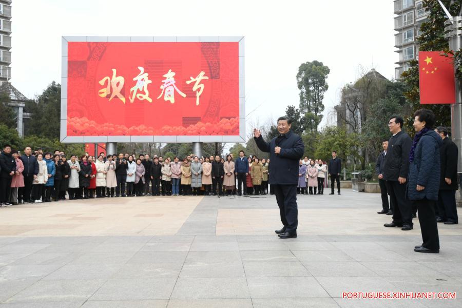 Xi expressa sauda??es de Ano Novo Chinês desejando uma China próspera

