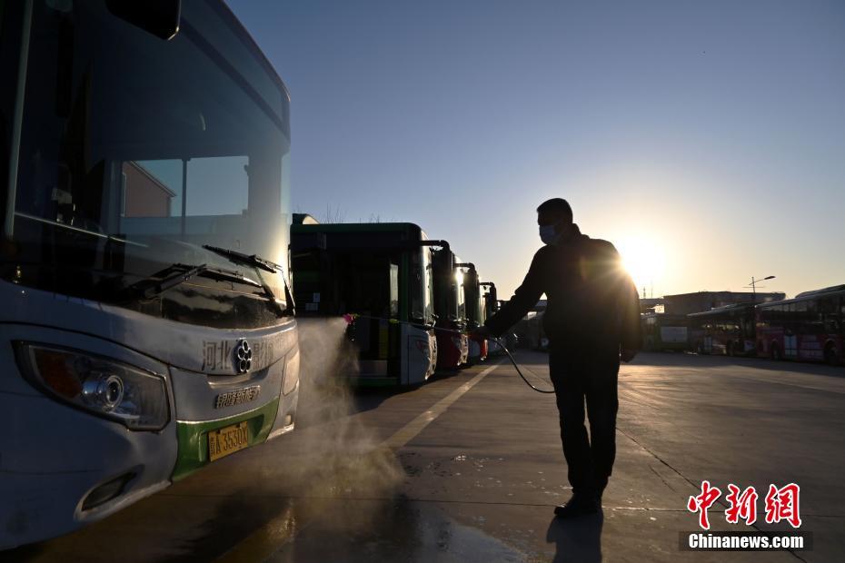 Cidade chinesa de Shijiazhuang retoma servi?o ferroviário de passageiros

