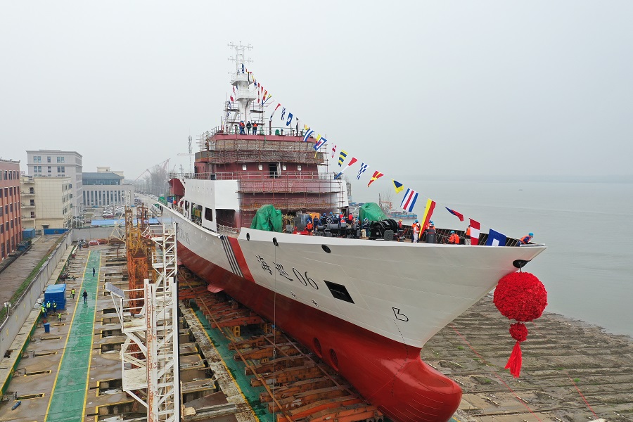 China lan?a navio de patrulha do estreito