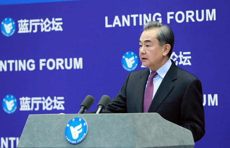 Chanceler chinês pede que EUA tragam a política sobre China de volta à raz?o