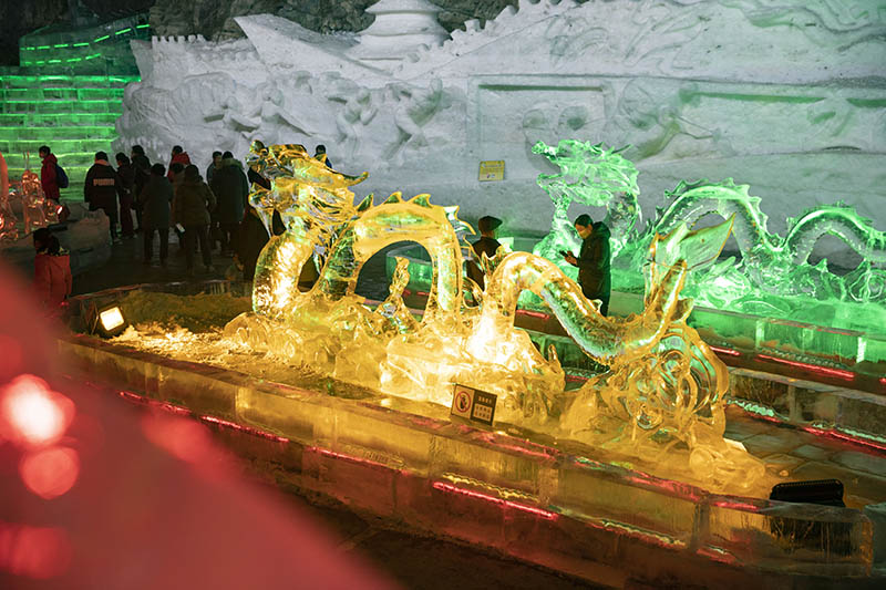 Galeria: festival de lanternas de gelo em Yangqing