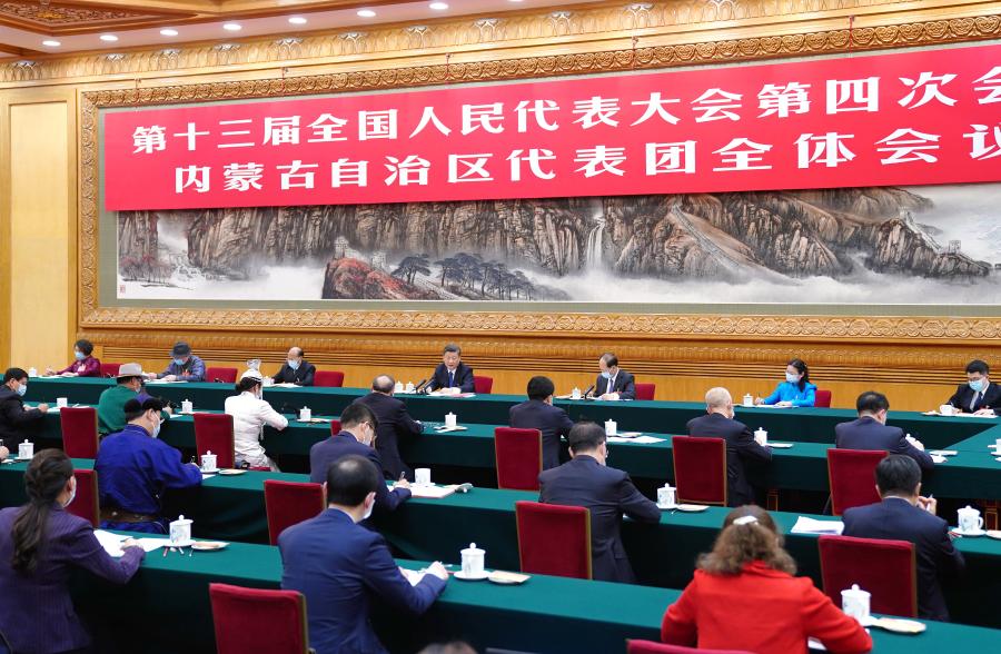Xi enfatiza nova filosofia de desenvolvimento e unidade étnica durante sess?o legislativa
