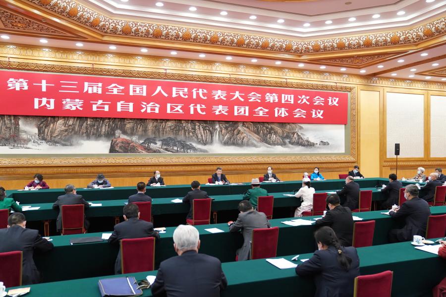 Xi enfatiza nova filosofia de desenvolvimento e unidade étnica durante sess?o legislativa