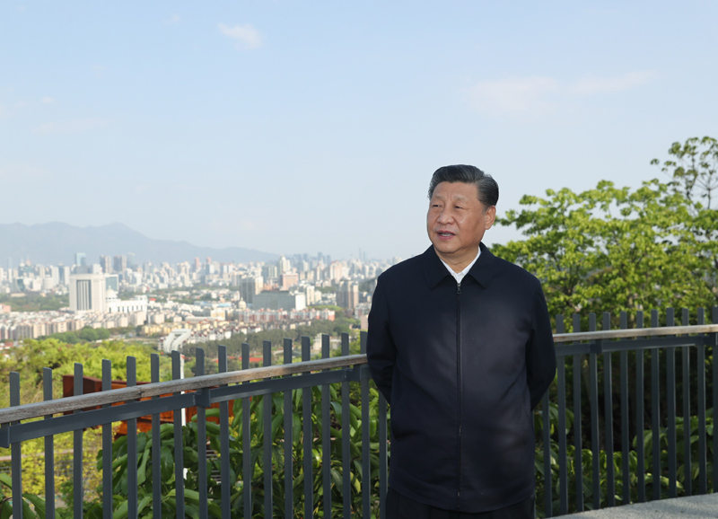 Xi enfatiza mais esfor?os para servir e se integrar ao novo paradigma de desenvolvimento