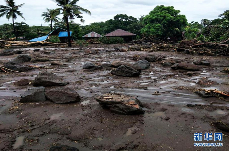 Número de mortos em inunda??es e deslizamentos de terra na Indonésia é revisado para 84