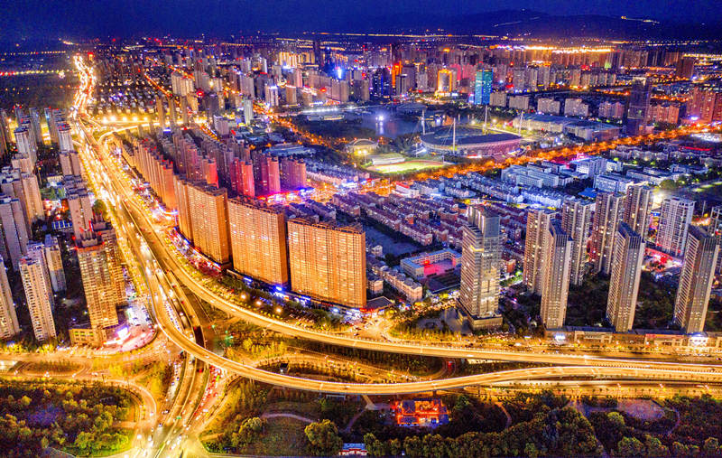 39o Festival Cultural de Pe?nias de Luoyang inaugurado em Henan