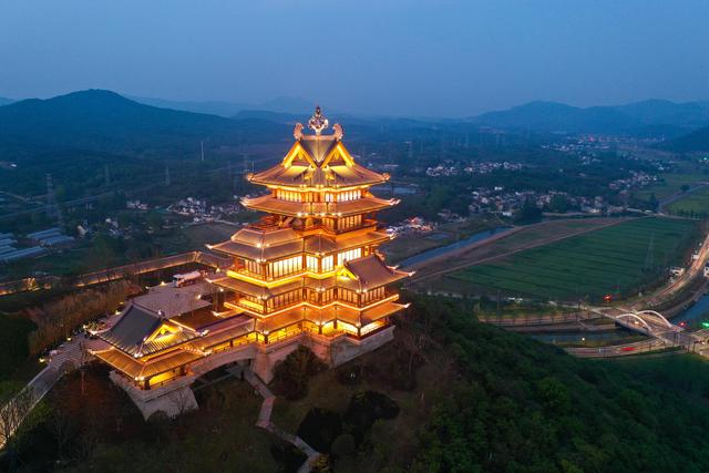 Galeria: Encanto noturno da 11a Expo Horticultural de Jiangsu