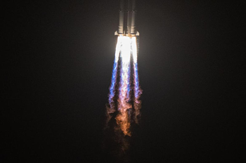 Cargueiro espacial Tianzhou-2 atraca no módulo da esta??o espacial chinesa
