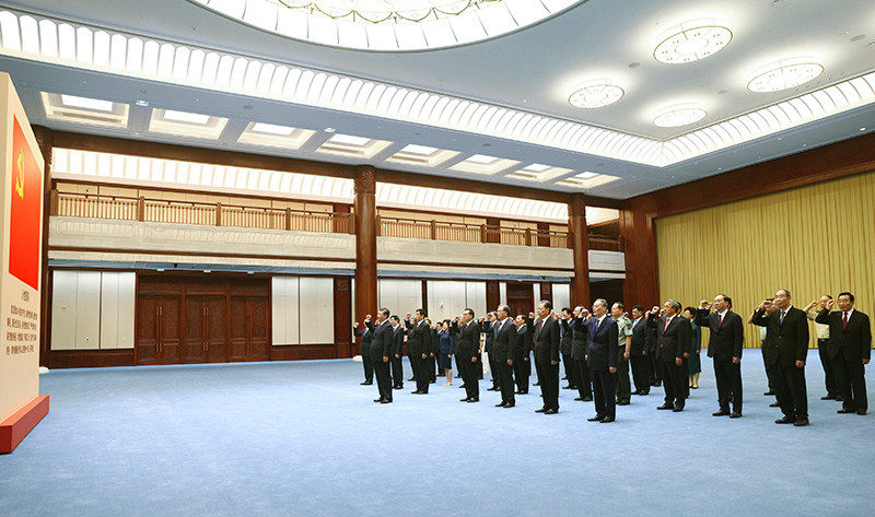 Xi enfatiza obten??o de for?a da história do PCCh para seguir em frente