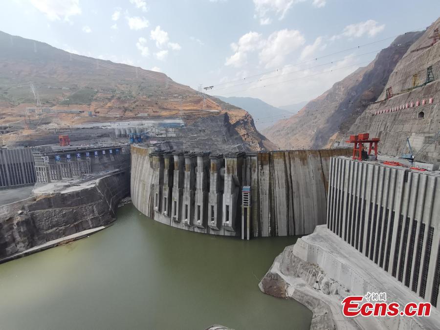 China: gerador hidrelétrico com capacidade de um milh?o de quilowatts gera primeiro quilowatt de energia
