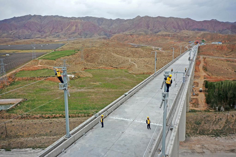 Constru??o de ferrovia de alta velocidade segue em andamento no noroeste da China