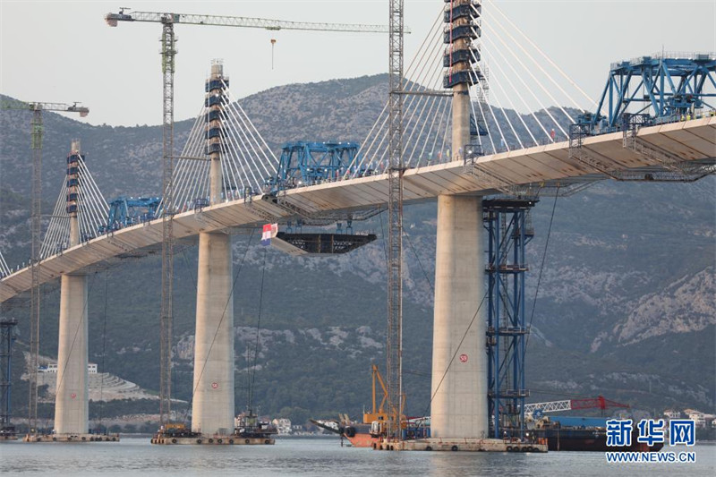 Ponte transfronteiri?a de Pelje?ac construída por empresa chinesa é selada na Croácia?