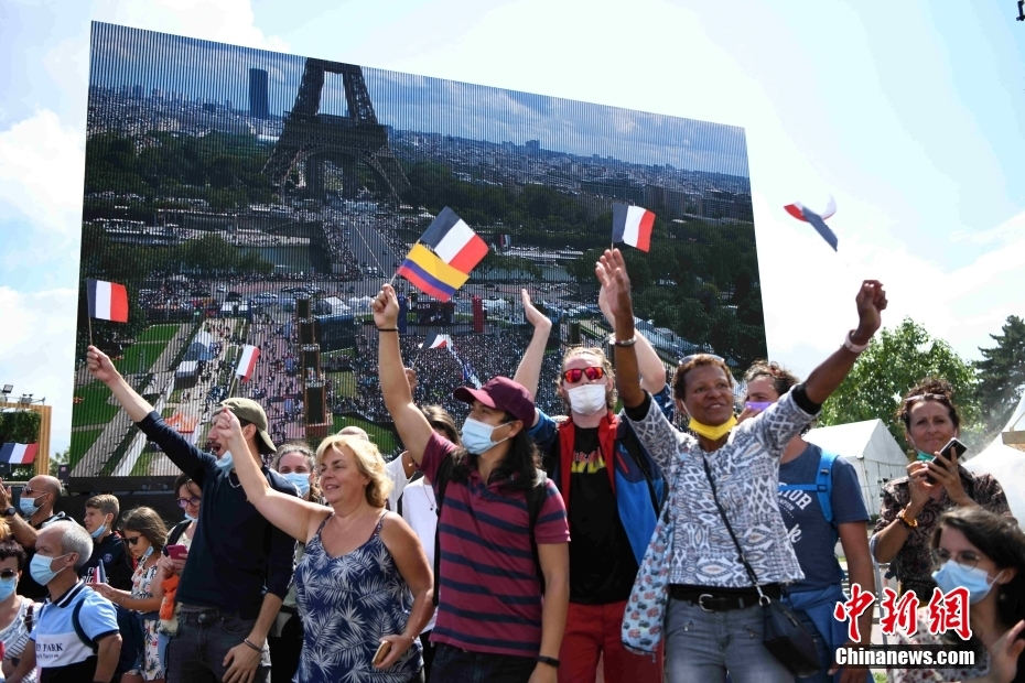 Fran?a celebra a chegada dos Jogos Olímpicos de Ver?o em Paris