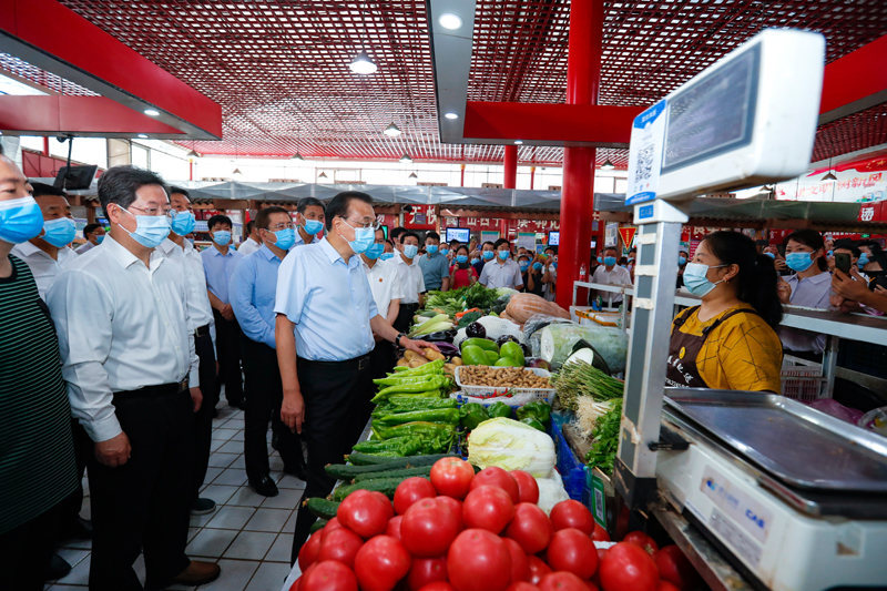 Premiê chinês enfatiza reconstru??o pós-desastre em Henan