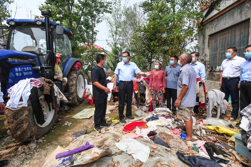Premiê chinês enfatiza reconstru??o pós-desastre em Henan