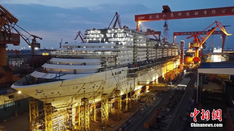Primeiro grande navio de cruzeiro doméstico da China está em constru??o 