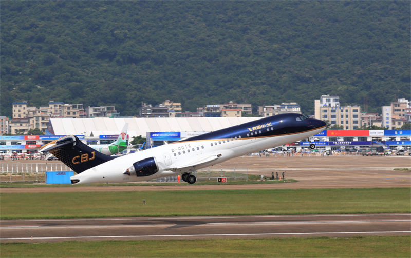 13o Show Aéreo da China é inaugurado em Zhuhai