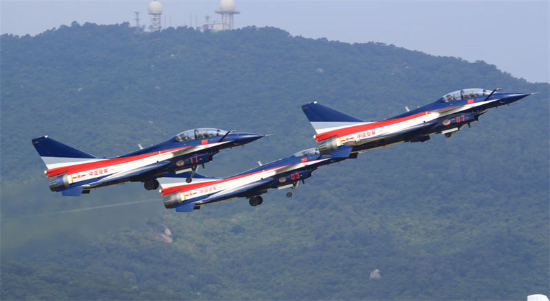 13o Show Aéreo da China é inaugurado em Zhuhai
