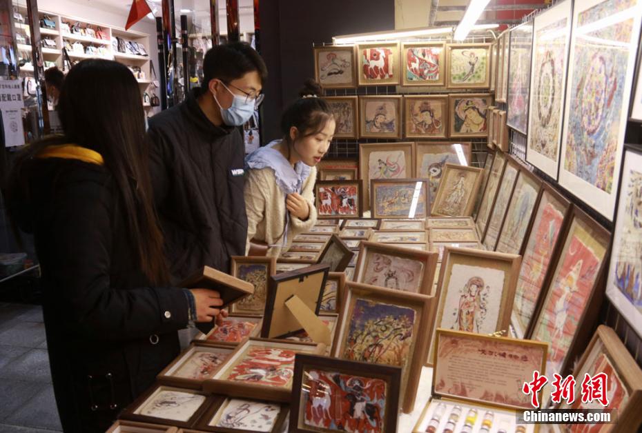 Gansu: paisagem da Rota da Seda atrai mais de 300.000 visitantes durante feriado do Dia Nacional   