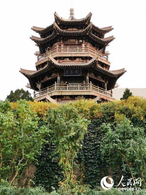 Dunhuang: cidade importante na antiga Rota da Seda com paisagem encantadora