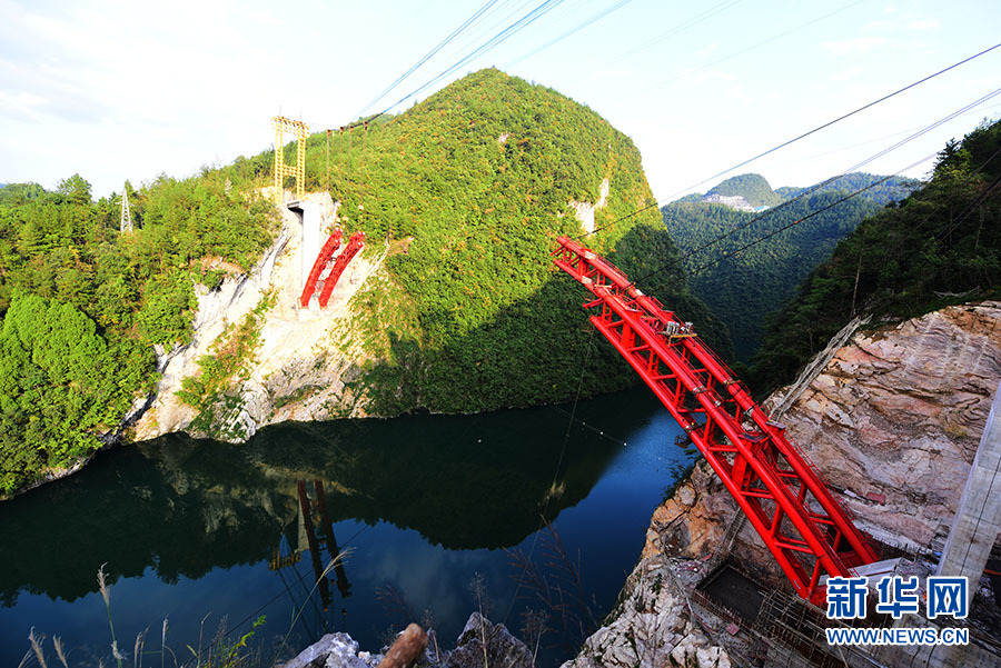 Hubei: ponte Chaoyang está em constru??o