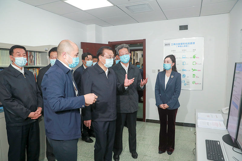 Premiê chinês destaca importancia de conserva??o de água e desenvolvimento de alto nível de terras agrícolas