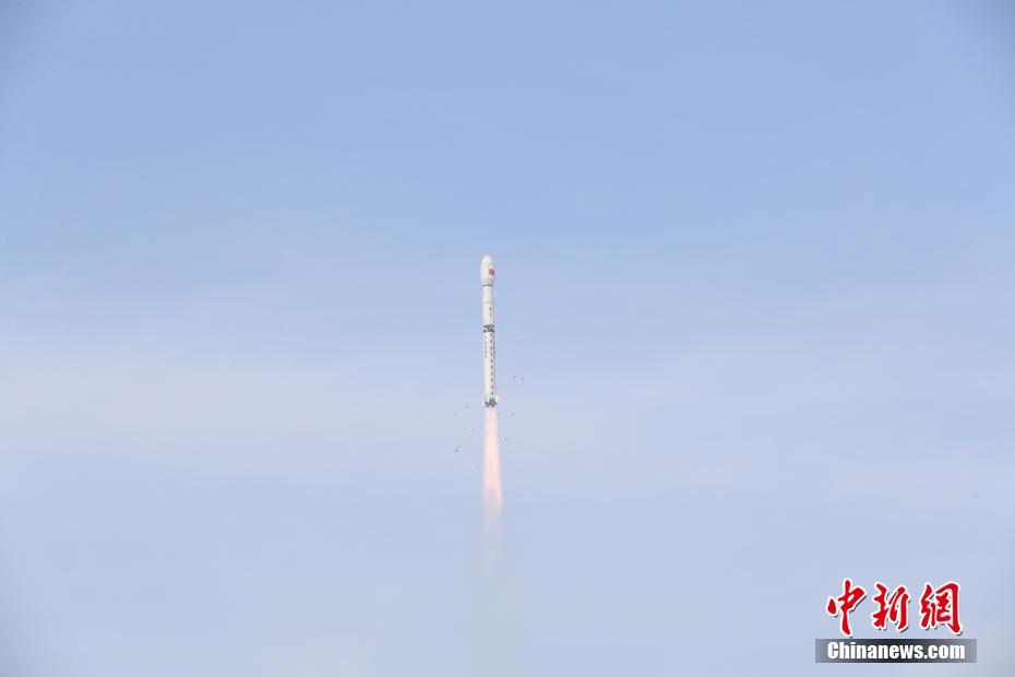 China lan?a novo satélite com sucesso