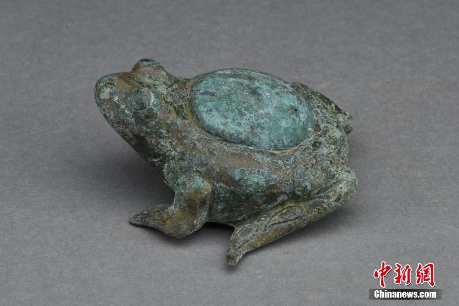 Shaanxi: jóias de ouro do estrangeiro s?o encontradas no túmulo do Reino Qin 