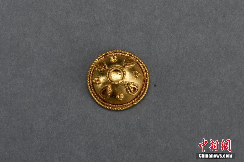 Shaanxi: jóias de ouro do estrangeiro s?o encontradas no túmulo do Reino Qin 