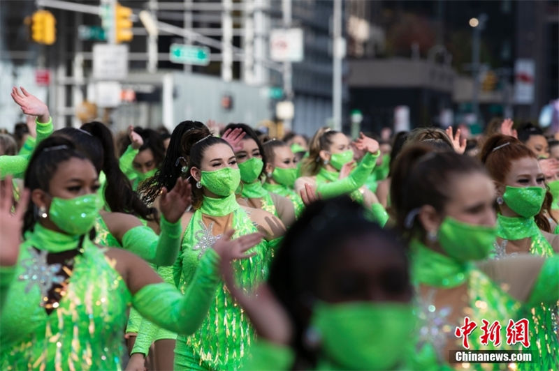EUA: desfile de Dia de A??o de Gra?as é realizado em Nova York 
