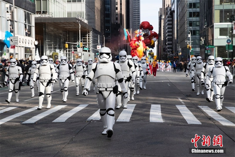 EUA: desfile de Dia de A??o de Gra?as é realizado em Nova York 
