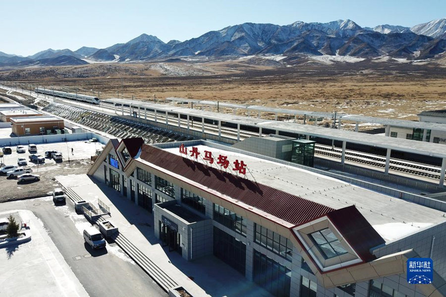 Gansu: esta??o ferroviária de Rancho de Cavalos Shandan entra em opera??o