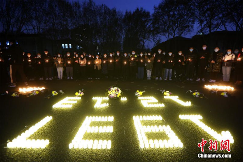China realiza cerim?nia de Estado em memória às vítimas do Massacre de Nanjing