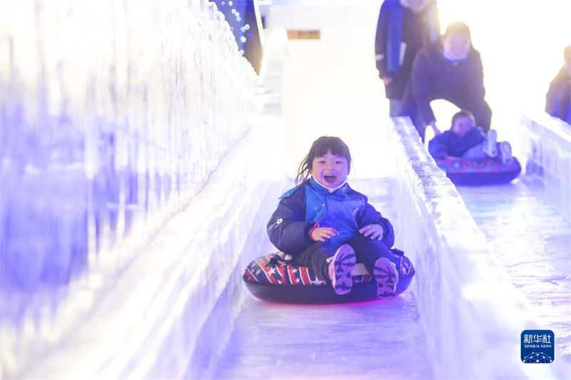 8o Festival Nacional do Gelo e da Neve é inaugurdo em Wuhan
