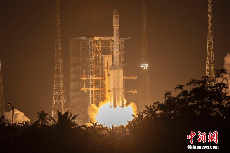 China lan?ou com sucesso os satélites Shiyan-12 01 e Shiyan-12 02 