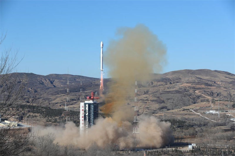 China lan?a novo satélite de recursos
