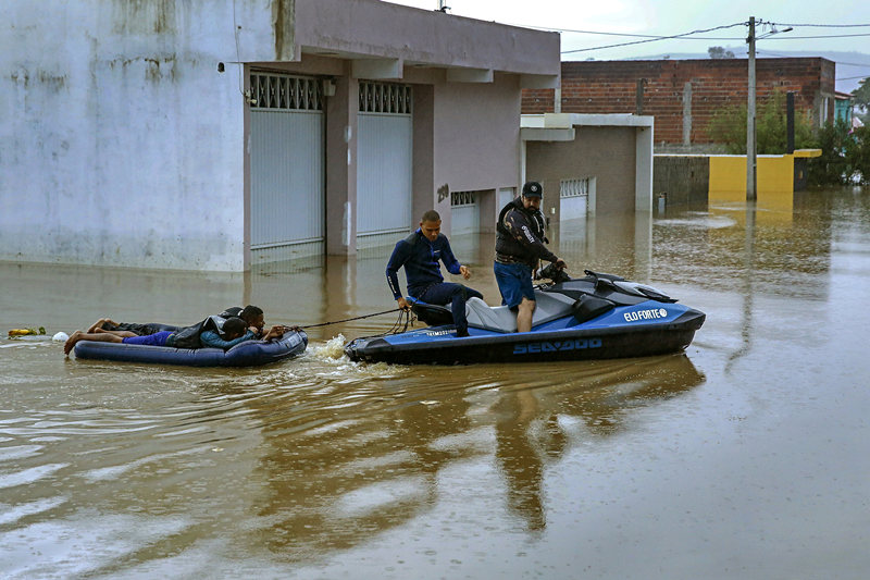 Brasil: inunda??es mataram 18 pessoas, 72 cidades entraram em estado de emergência