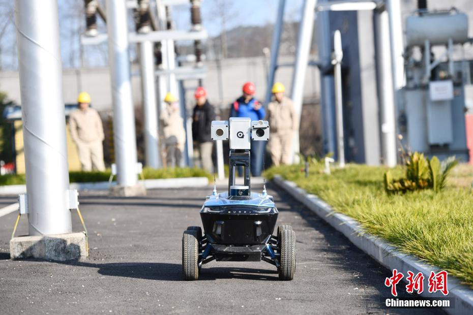 Sichuan: subesta??o de 500 kV operada por rob?s inteligentes  