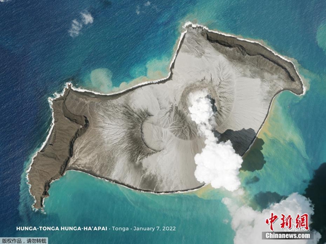Erup??o de vulc?o submarino causa impacto significativo em Tonga